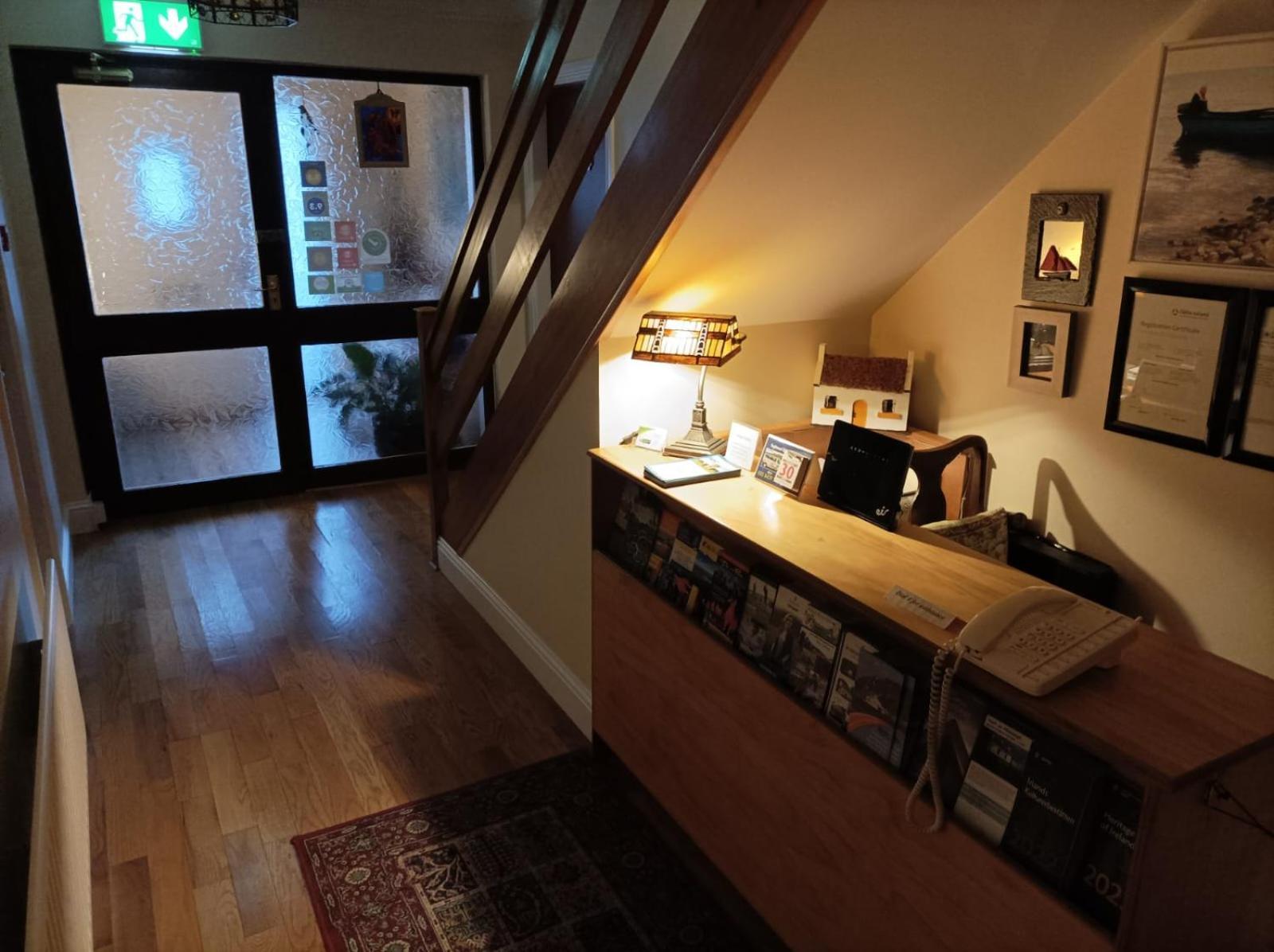 Mountain View Guesthouse Oughterard Eksteriør billede