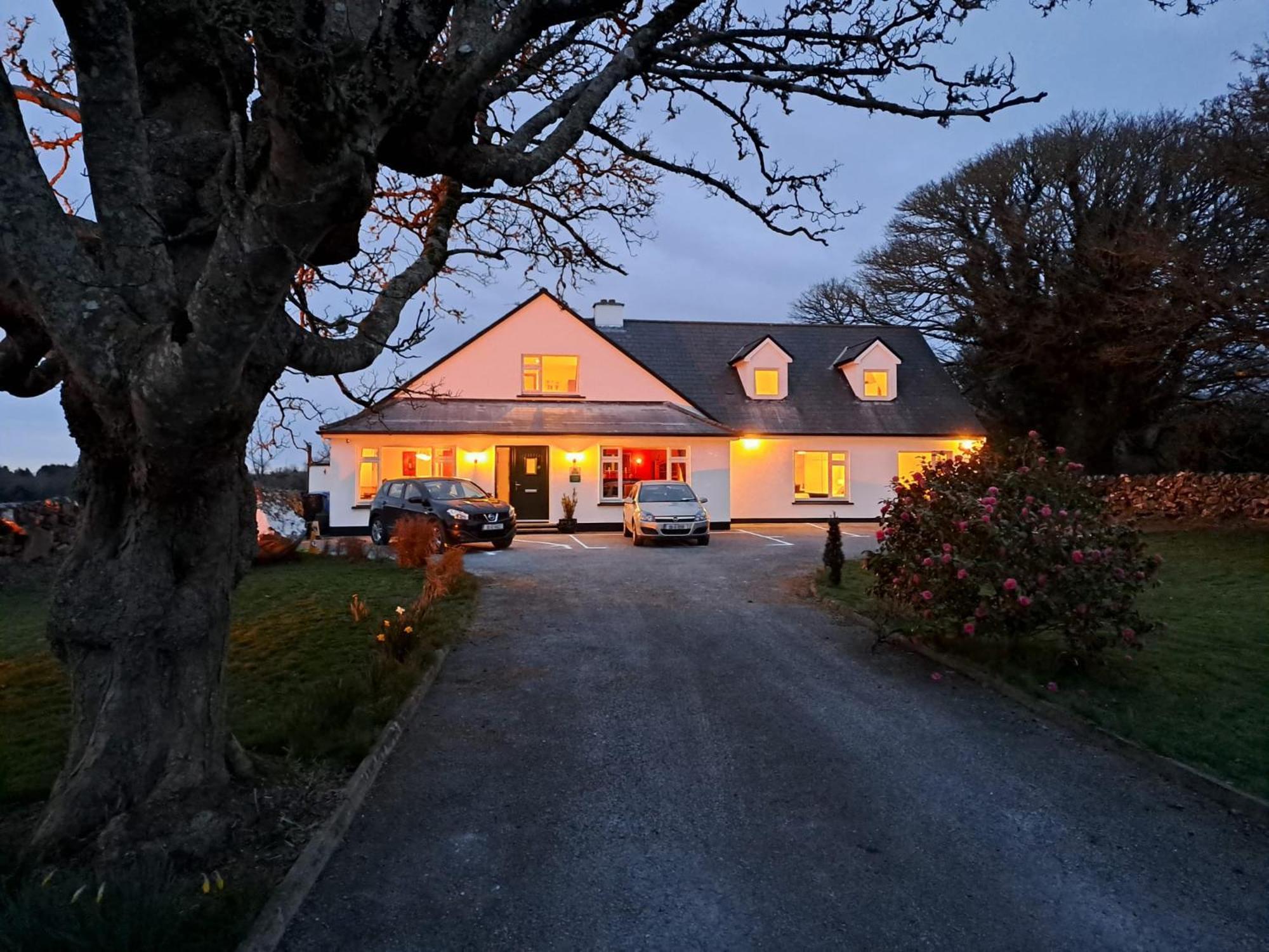 Mountain View Guesthouse Oughterard Eksteriør billede