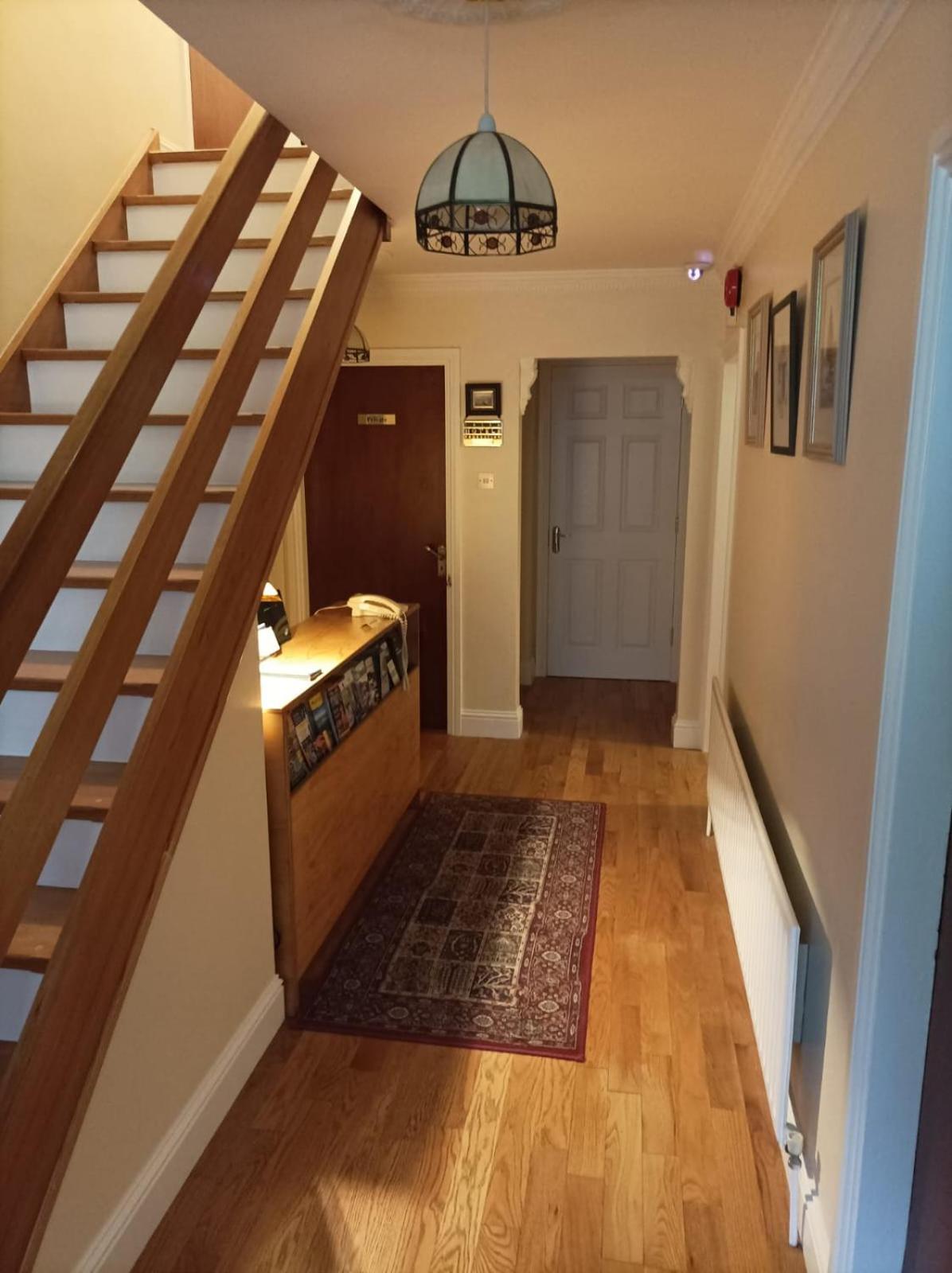Mountain View Guesthouse Oughterard Eksteriør billede